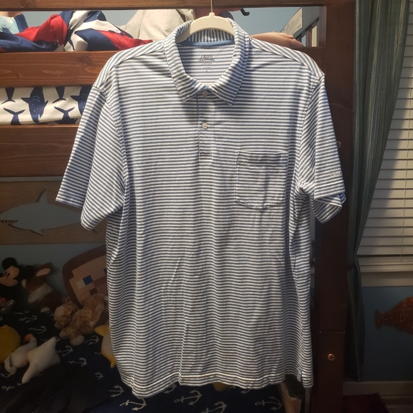IZOD polo shirt 👕 - Picture 1 of 9